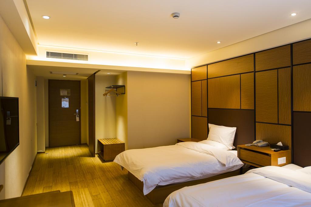 Ji Hotel Xintiandi Shanghai Exterior photo